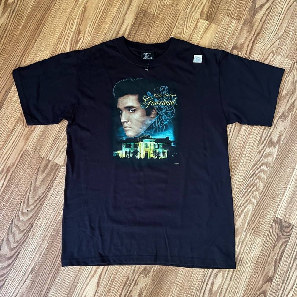 NEW Black Direct from Graceland Elvis Presley Graphic Tee 100% Cotton Tshirt M‎